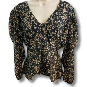 Kendall & Kylie V-Neck Button Blouse. Size Small. Black and brown colors.